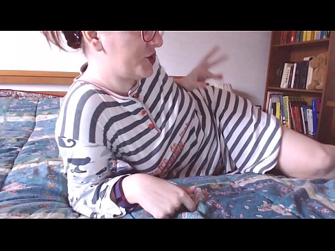 ❤️ Vezmi si to velké černé péro do pusy, malá otrokyně ❤️❌ Sex video u nás ☑